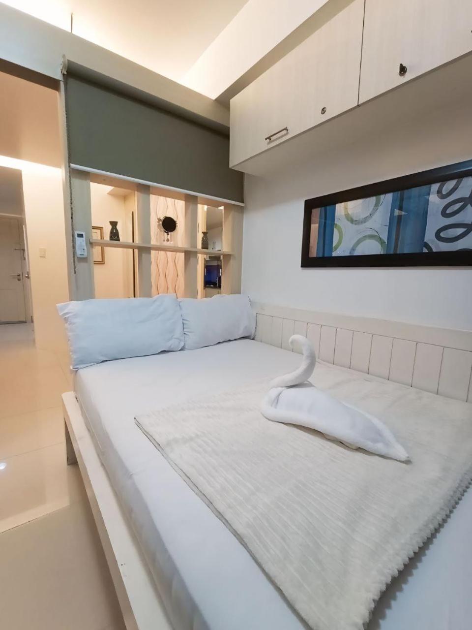 Sea Residences Moa Pasay City - Myra Condotel Extérieur photo