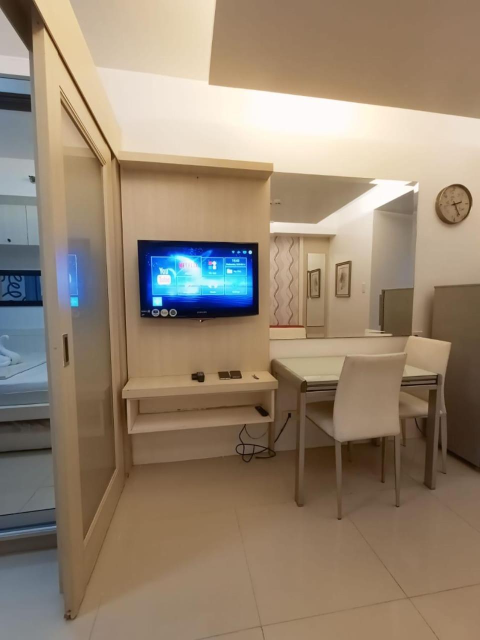 Sea Residences Moa Pasay City - Myra Condotel Extérieur photo